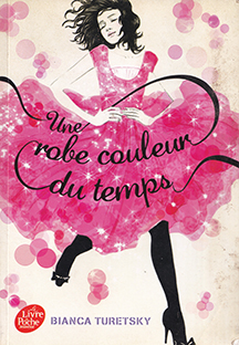 Une robe couleur du temps